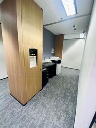 Gateway East (D7), Office #489331251